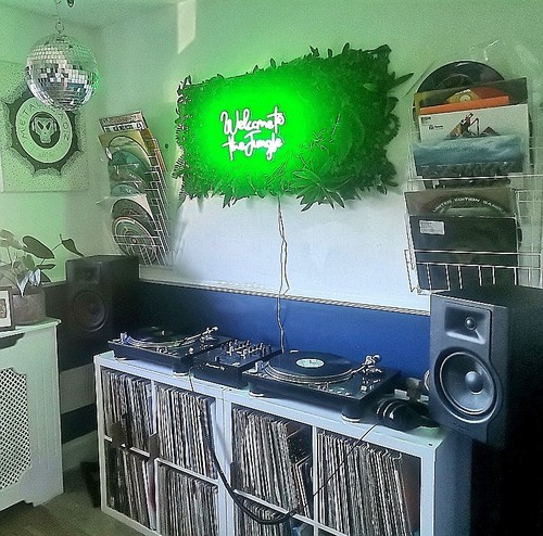 Drum bass record collection - drum,