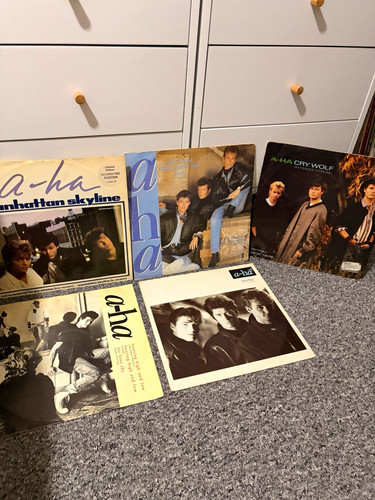 Vinyl singles lot 5 - singles,