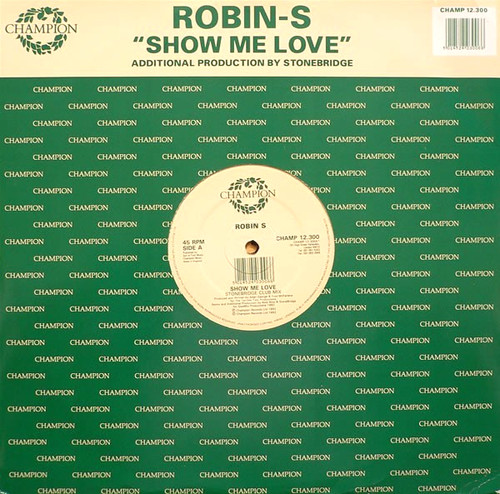 Robin show love 12 - me,